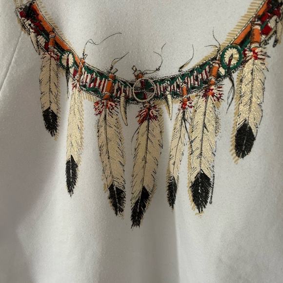 Fruit of the Loom White Sweatshirt with Feather Design - Picture 4 of 11